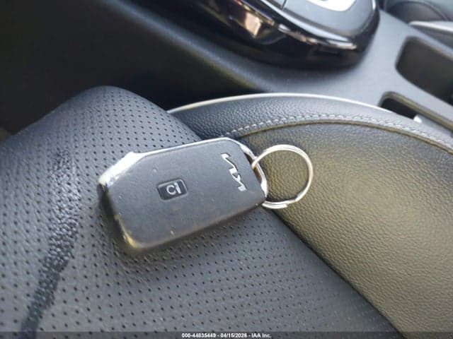 2023 KIA FORTE GT-LINE 11