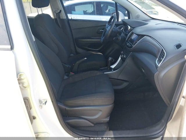 2020 CHEVROLET TRAX FWD LS 5