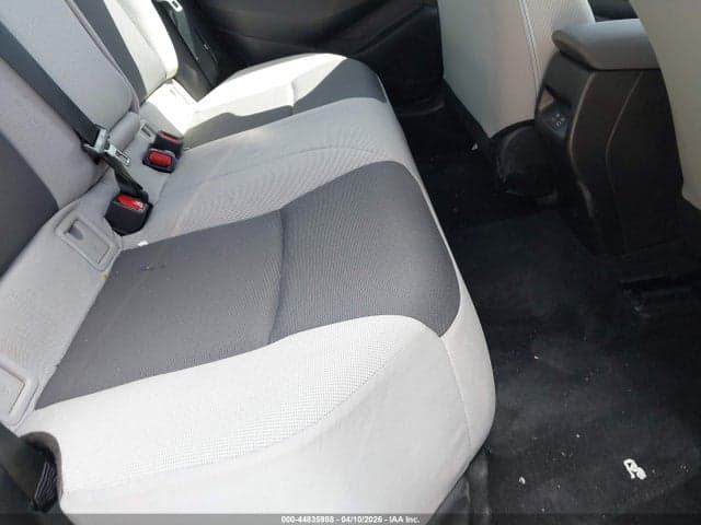 2025 TOYOTA COROLLA LE 8