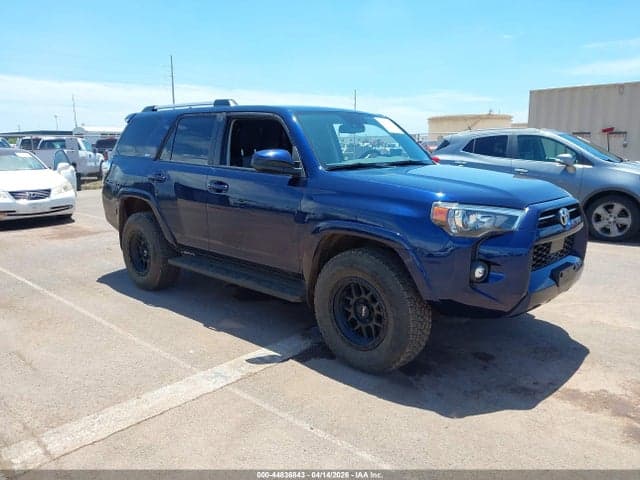 2024 TOYOTA 4RUNNER SR5 1