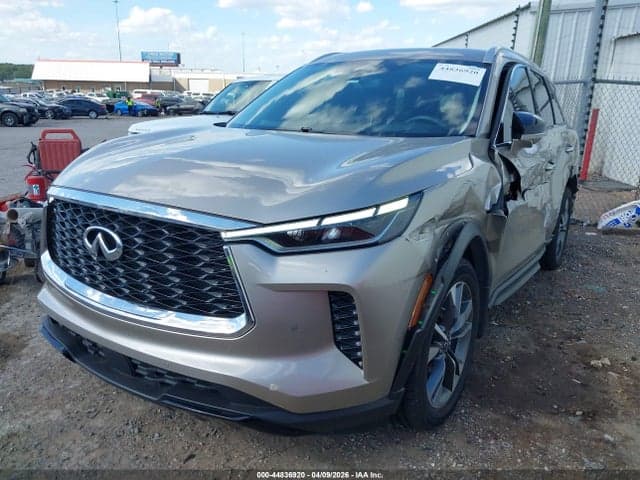 2023 INFINITI QX60 LUXE 2
