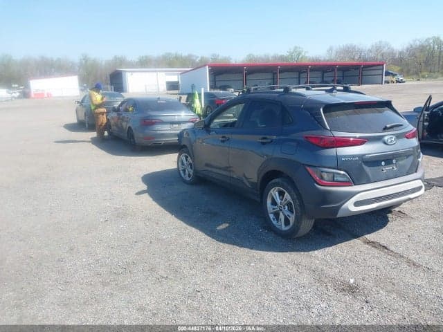 2022 HYUNDAI KONA SEL 3