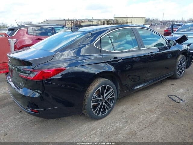 2026 TOYOTA CAMRY XLE 4