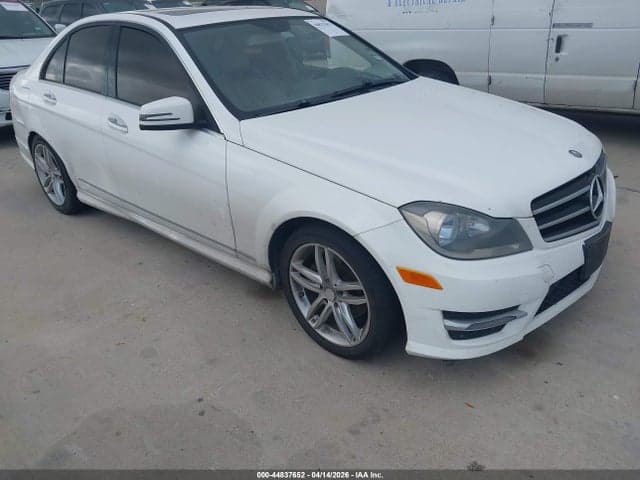 2014 MERCEDES-BENZ C 250
