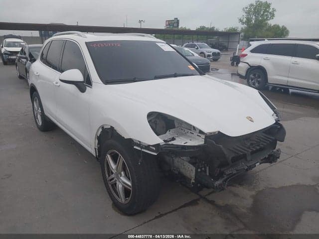 2012 PORSCHE CAYENNE 1