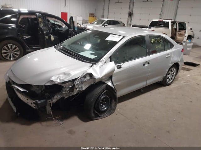 2024 TOYOTA COROLLA LE 2