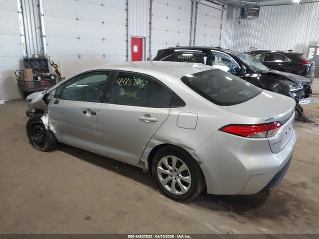 2024 TOYOTA COROLLA LE 3