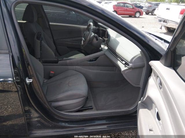 2023 HYUNDAI ELANTRA SEL 5