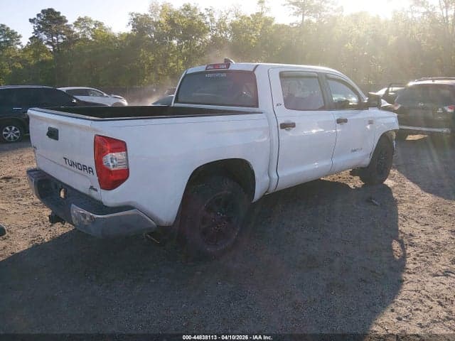 2021 TOYOTA TUNDRA SR5 4