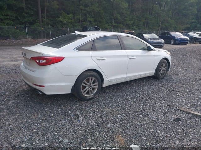2017 HYUNDAI SONATA SE 4