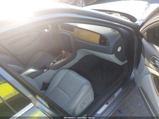 2006 JAGUAR S-TYPE 4.2L 5