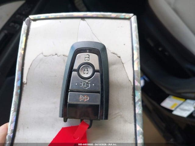 2019 FORD FUSION SE 11