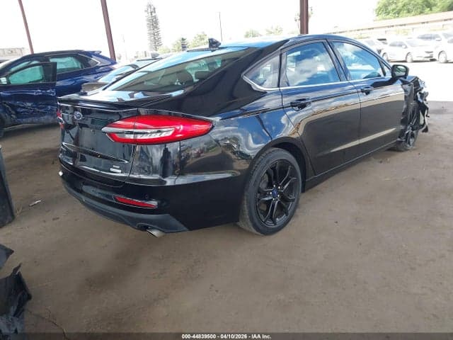 2019 FORD FUSION SE 4
