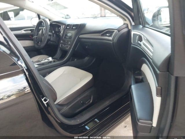 2019 FORD FUSION SE 5