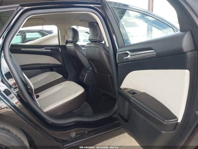 2019 FORD FUSION SE 8
