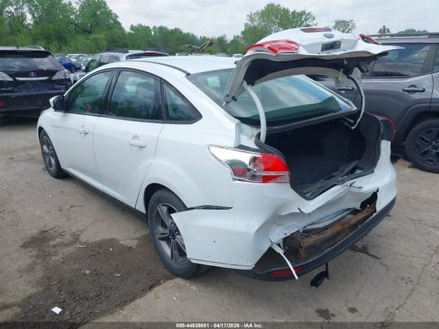 2018 FORD FOCUS SE 3