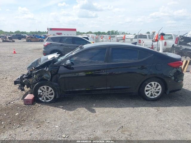 2017 HYUNDAI ELANTRA SE 14