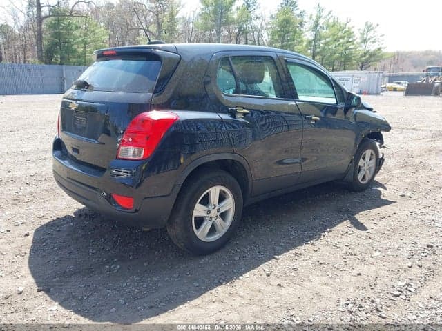 2020 CHEVROLET TRAX FWD LS 4