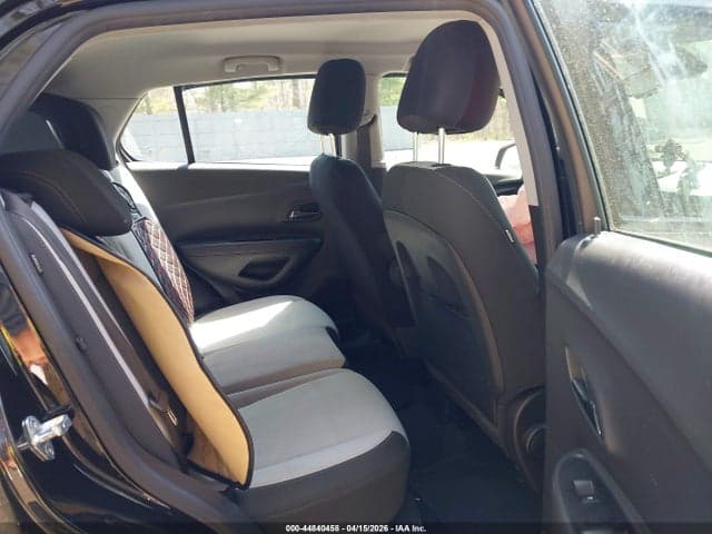 2020 CHEVROLET TRAX FWD LS 8