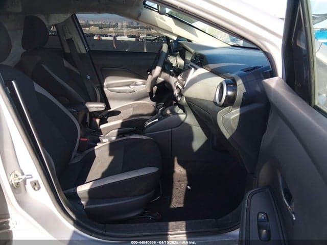 2020 NISSAN VERSA SV XTRONIC CVT 5