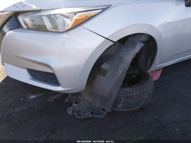 2020 NISSAN VERSA SV XTRONIC CVT 6