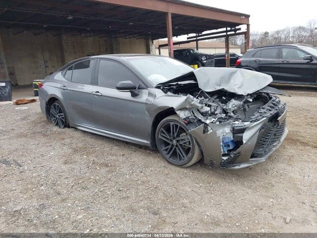 2025 TOYOTA CAMRY XSE 1