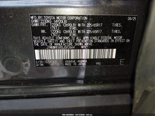 2025 TOYOTA RAV4 HYBRID XLE 9