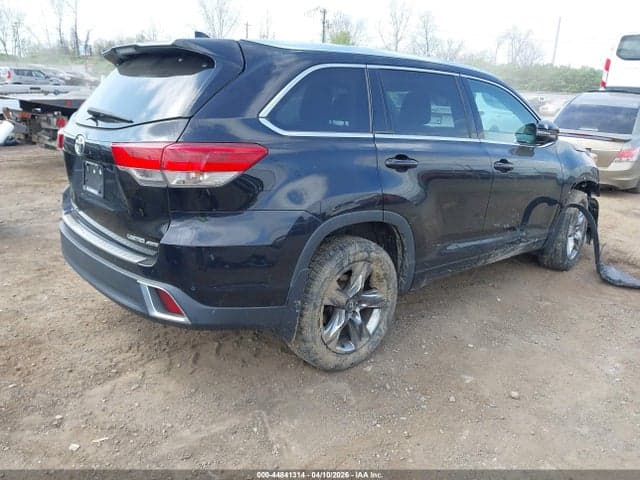2019 TOYOTA HIGHLANDER LIMITED PLATINUM 4