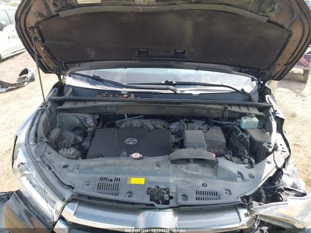 2019 TOYOTA HIGHLANDER LIMITED PLATINUM 10
