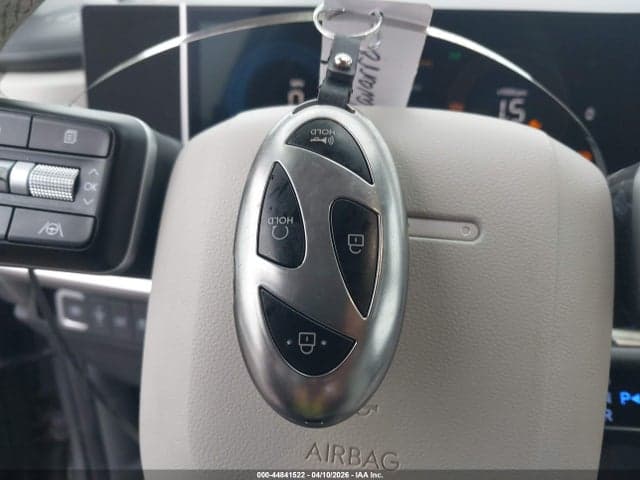 2025 HYUNDAI SANTA FE SE 11