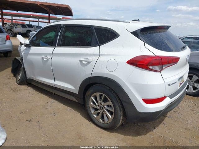 2017 HYUNDAI TUCSON SE 3