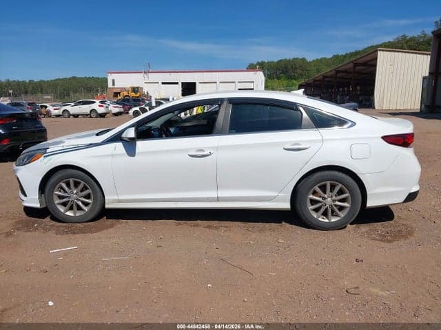 2019 HYUNDAI SONATA SE 14