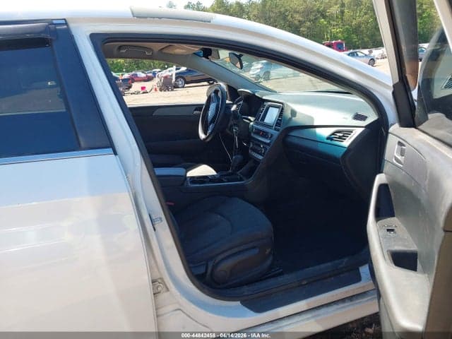 2019 HYUNDAI SONATA SE 5