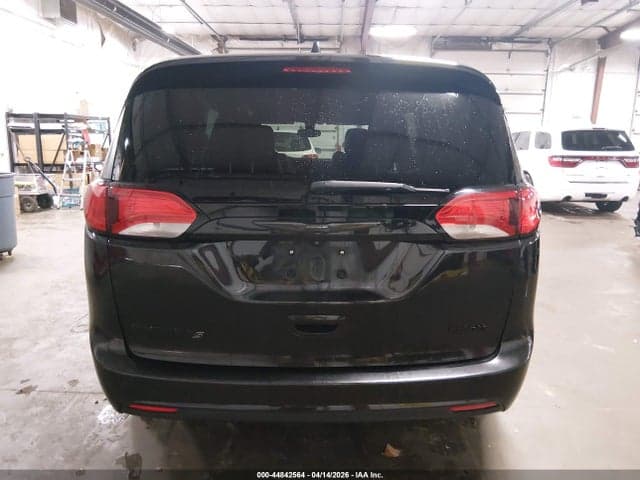 2018 CHRYSLER PACIFICA TOURING L PLUS 16