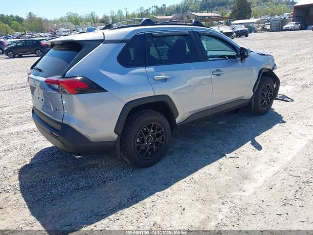 2025 TOYOTA RAV4 XLE 4