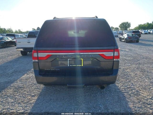 2017 LINCOLN NAVIGATOR SELECT 16