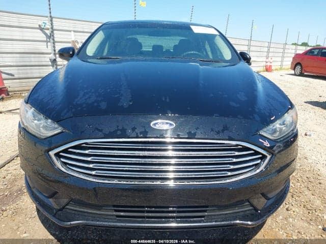 2017 FORD FUSION SE 13
