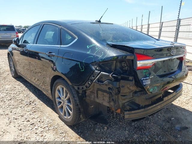 2017 FORD FUSION SE 3