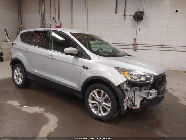 2019 FORD ESCAPE SE 1
