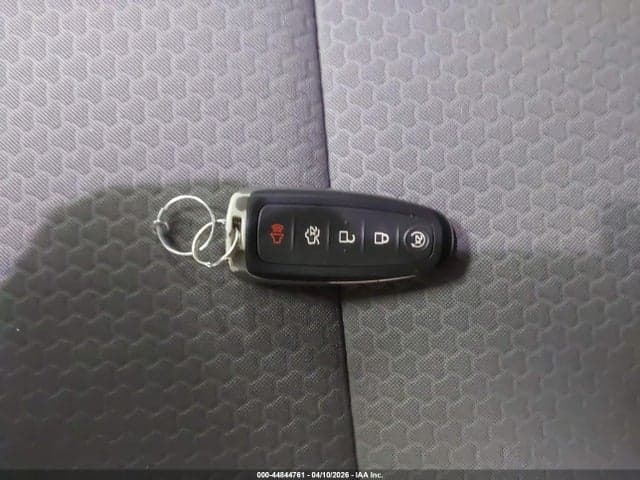 2019 FORD ESCAPE SE 11