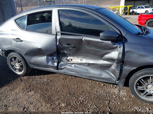 2017 NISSAN VERSA 1.6 S+ 6