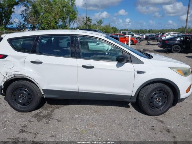 2017 FORD ESCAPE S 13