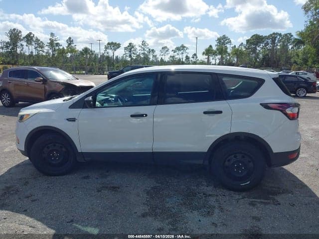 2017 FORD ESCAPE S 14