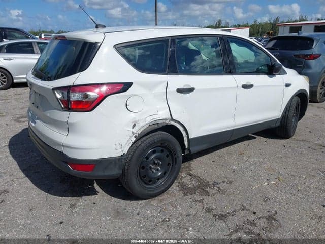 2017 FORD ESCAPE S 4