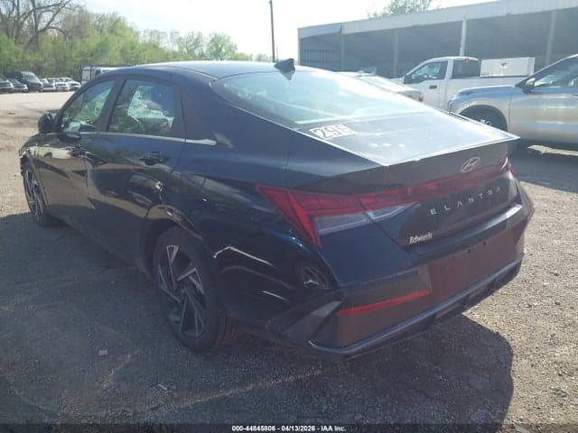 2024 HYUNDAI ELANTRA SEL 3