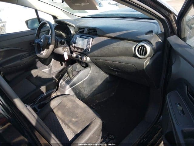 2024 NISSAN VERSA 1.6 S 5