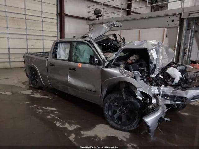 2025 RAM 1500 BIG HORN 4X4 6'4 BOX
