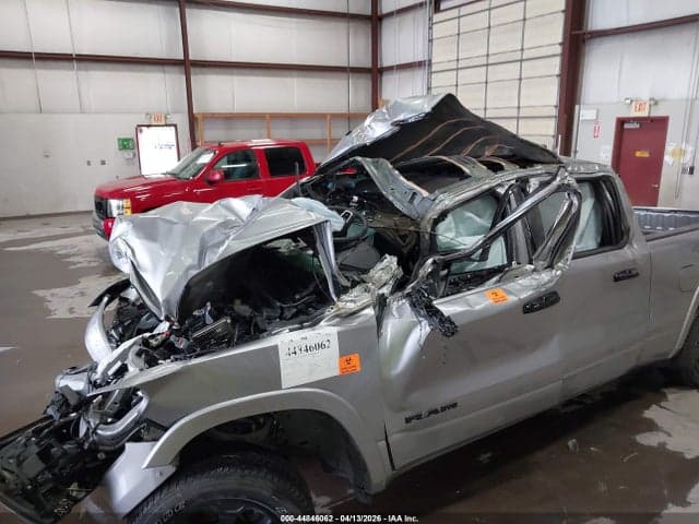 2025 RAM 1500 BIG HORN 4X4 6'4 BOX 6
