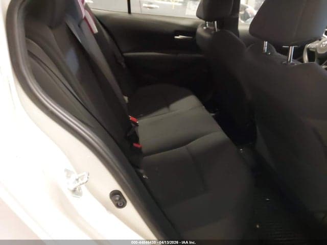 2021 TOYOTA COROLLA LE 8