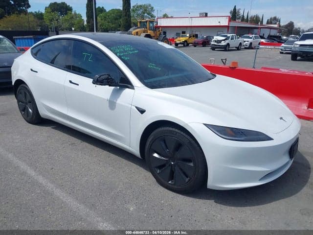 2026 TESLA MODEL 3